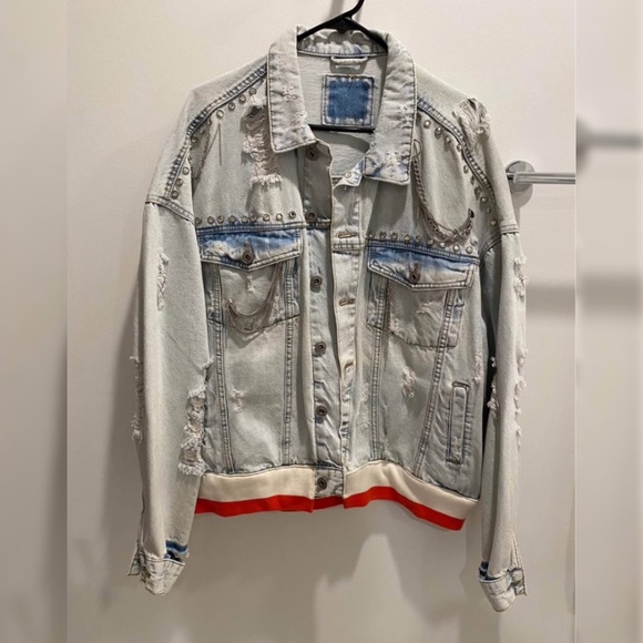 Custom Designed Distressed Denim Jacket Oversized Cool Edgy Studs Chains Roses - Picture 1 of 3